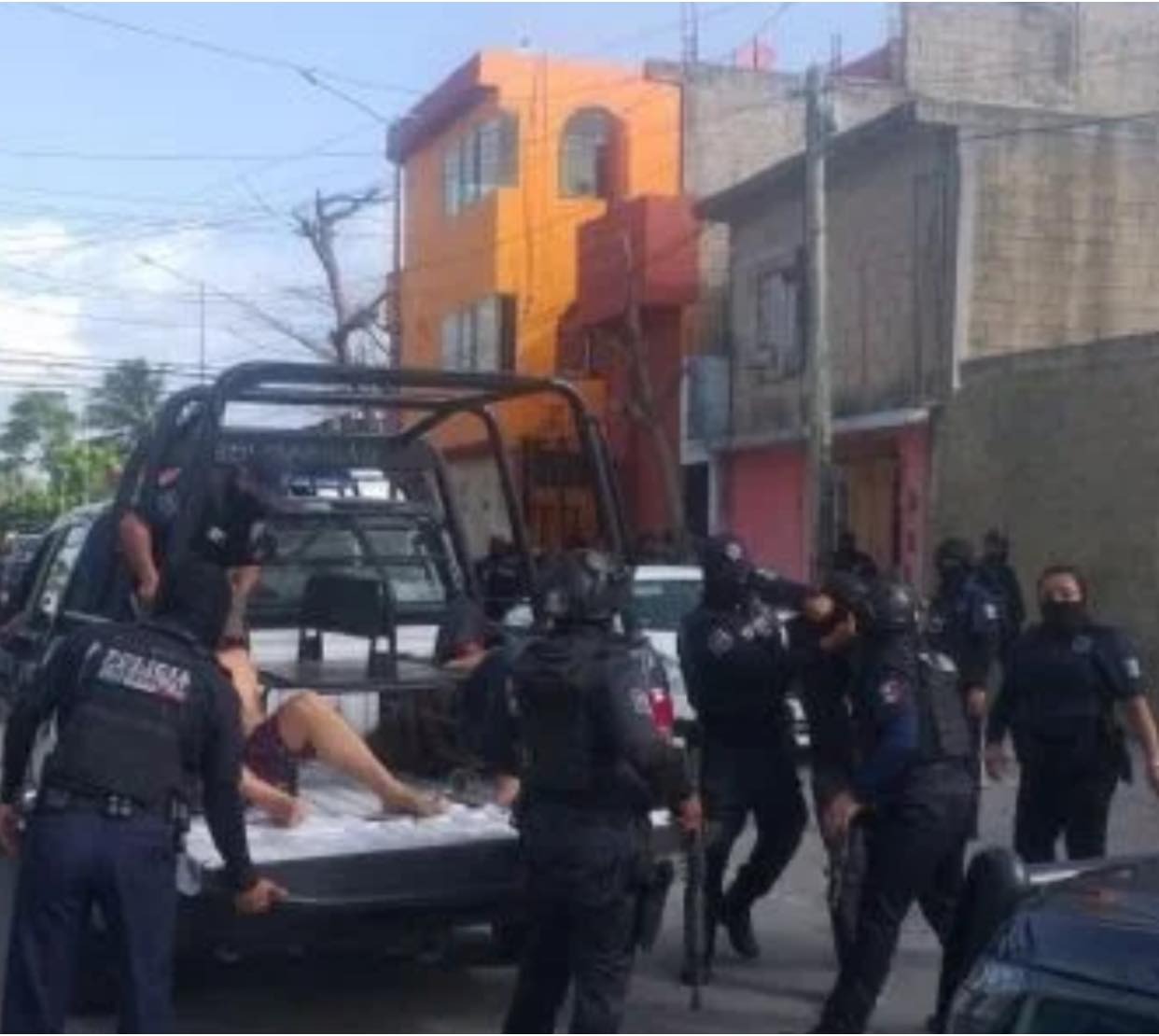 Detienen A Hombres Armados En La Colonia Colosio De Playa Del Carmen