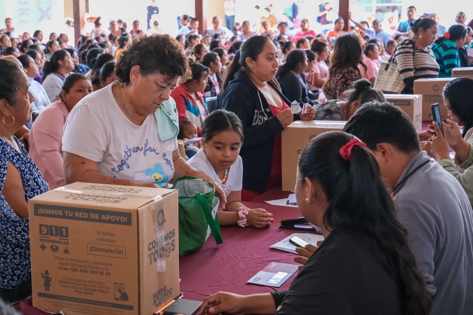 Entrega Gobernadora Tarjetas De Apoyos En Felipe Carrillo Puerto