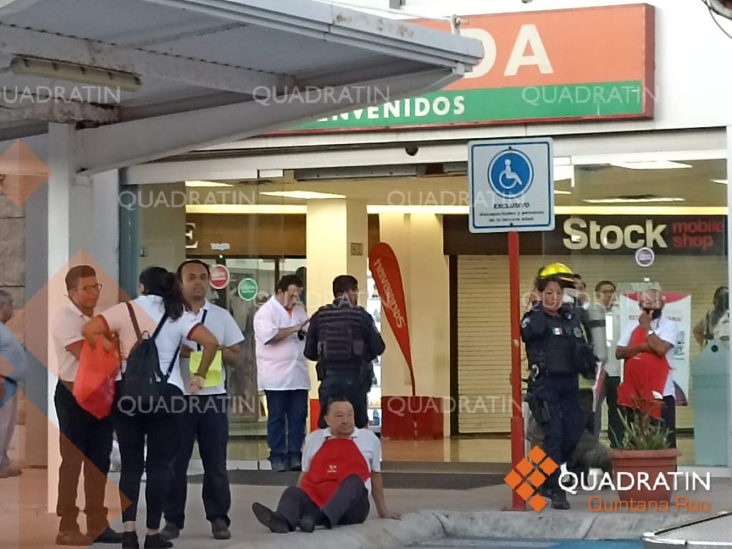 Conato de incendio en la Mega Soriana de Cozumel - Quadratin Quintana Roo