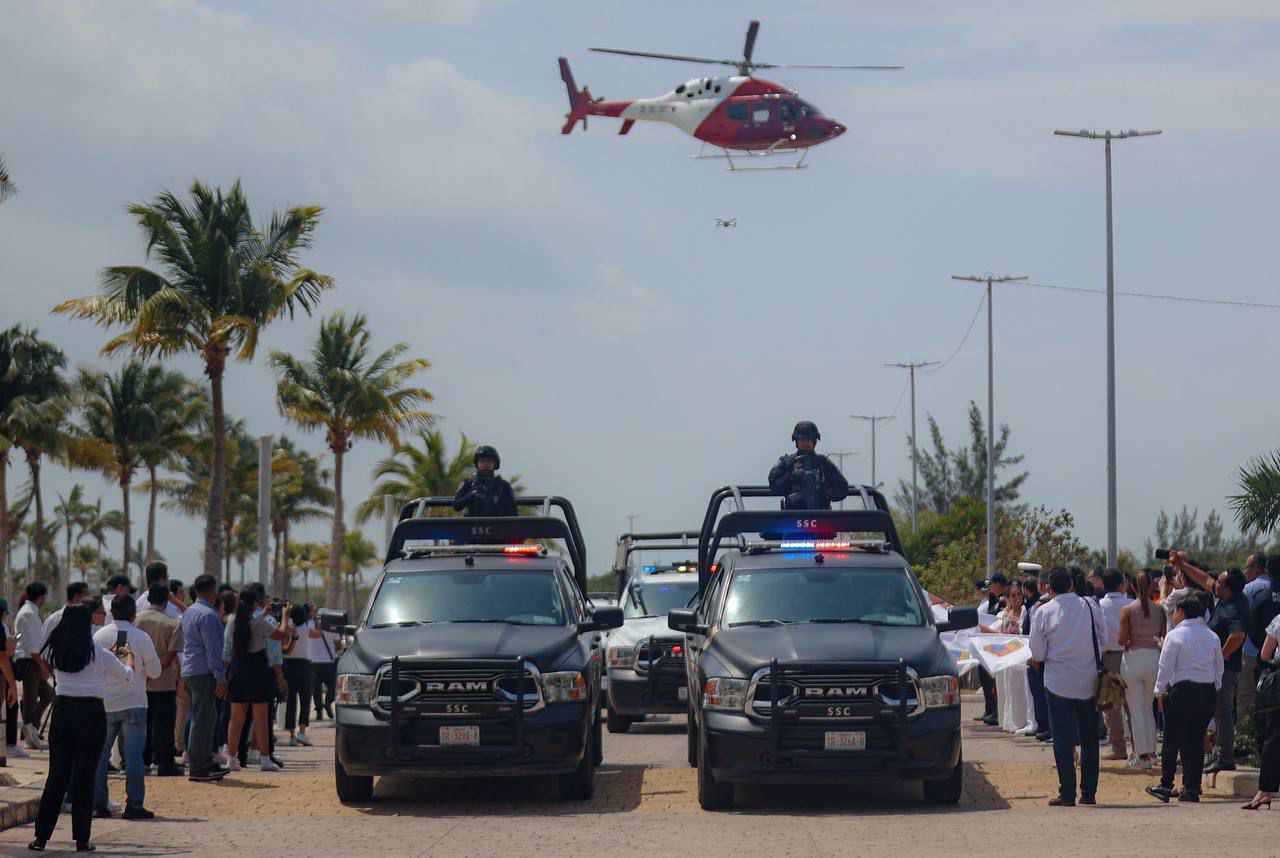 Despliegan en Quintana Roo 2,395 agentes para cuidar vacaciones - Quadratin Quintana  Roo