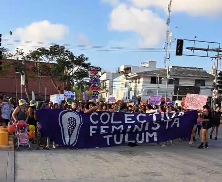 Colectivos de mujeres marchan en Playa del Carmen y Tulum - Quadratin ...