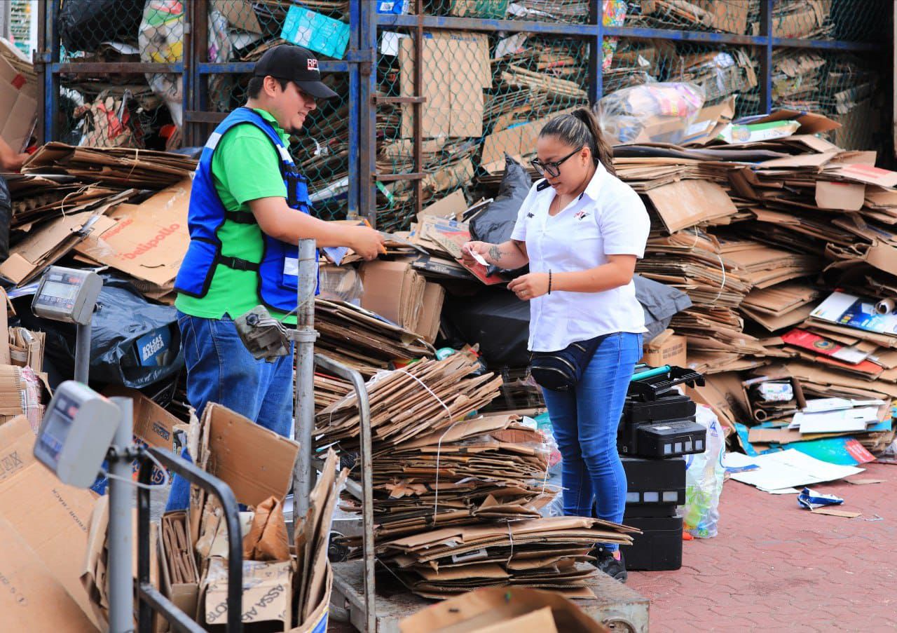 Fortalecen cultura del reciclaje en Solidaridad - Quadratin Quintana Roo