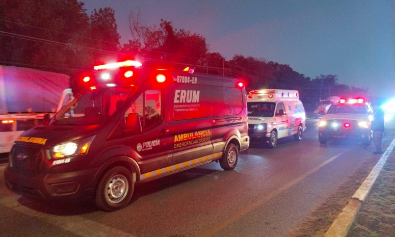 Deja accidente en la carretera Cancún a Playa del Carmen 15 lesionados
