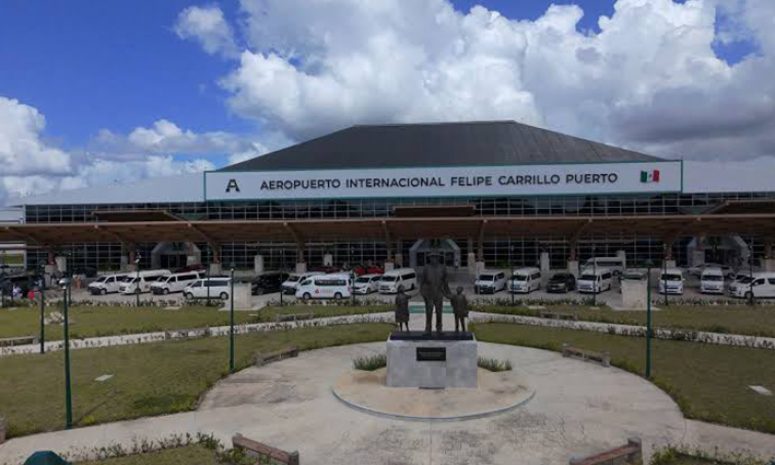 Deportados de EU aterrizan en Tulum y quedan varados sin lana