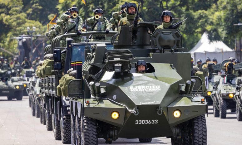 ¡Cielos tricolores y orgullo patrio! en el magno desfile militar 2026