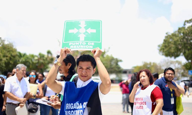No corras, no grites: Cancún pone a prueba su reacción ante sismo