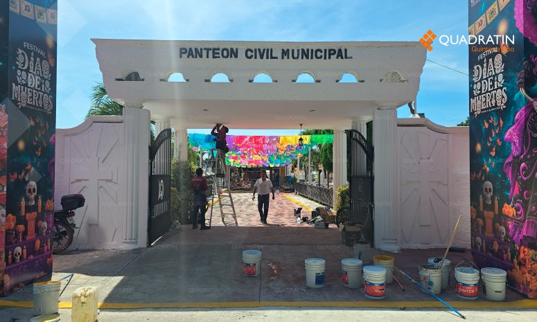 Alistan panteones de Chetumal para recibir a familias por Día de Muertos